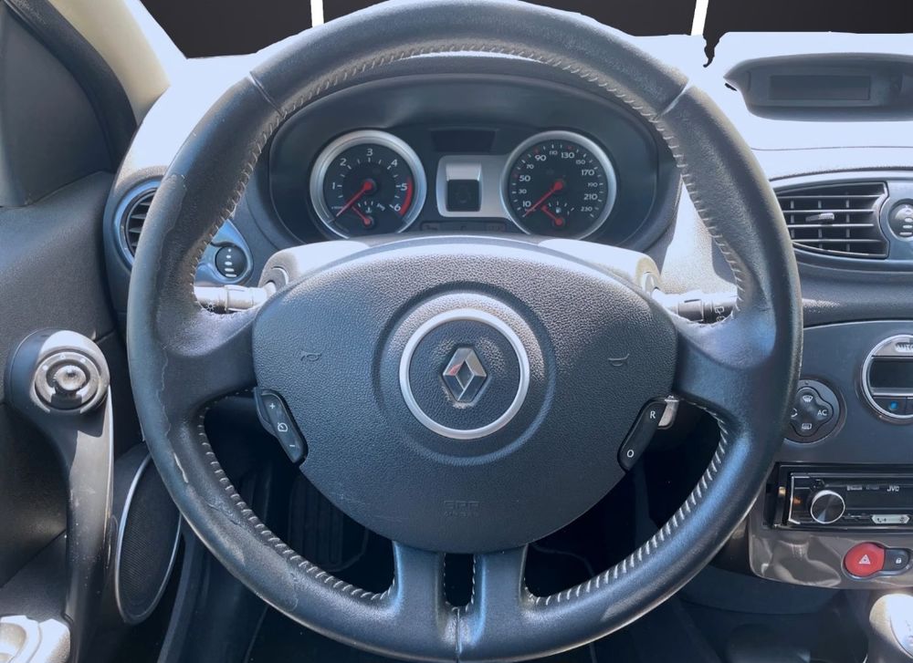 Clio III Clio 1.5 dCi 105 Dynamique FAP 2007 occasion 20260 Calvi