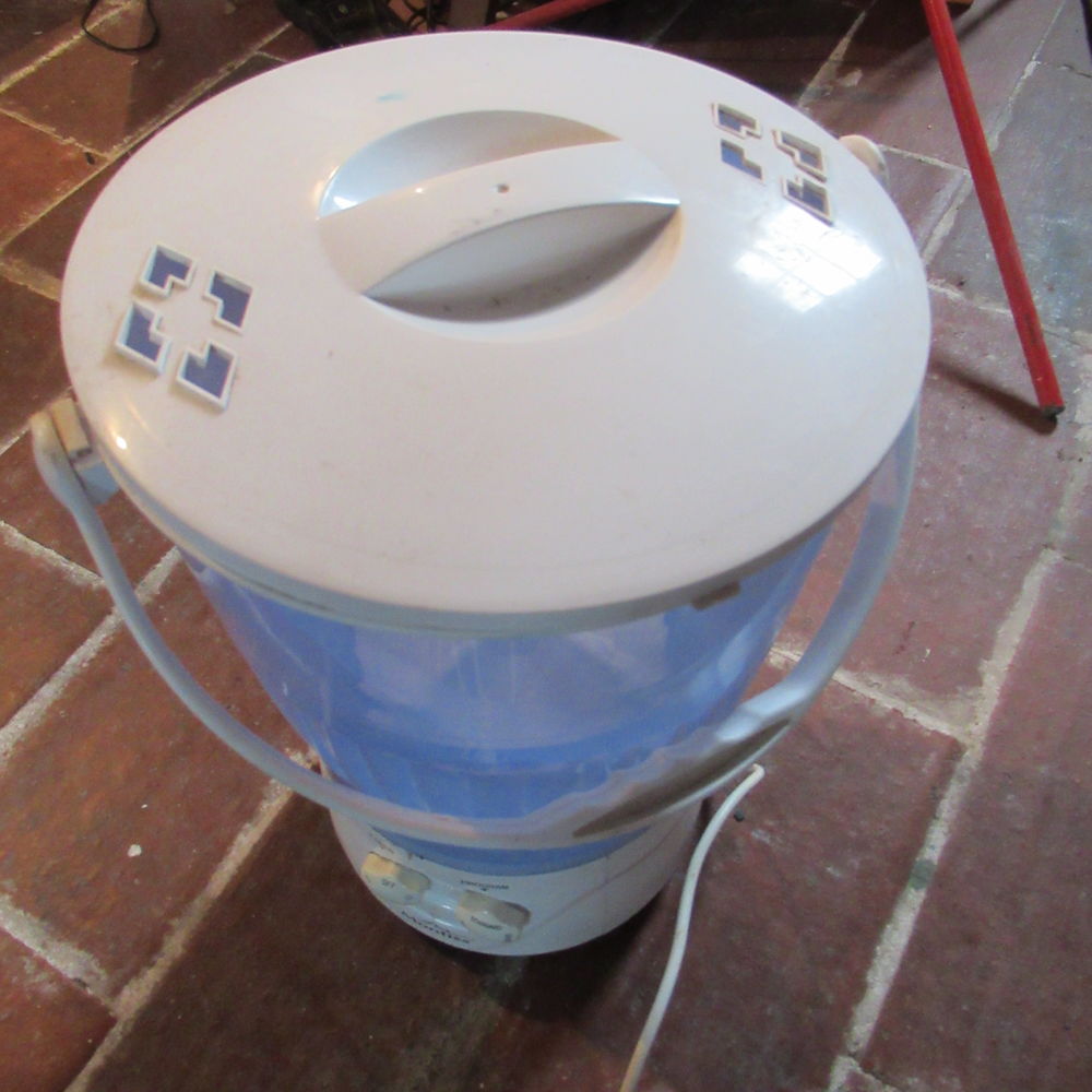 Montiss hwm5757 m Mini machine &agrave; laver, 0,8 kg/10 L, Minuter Mobilier enfants