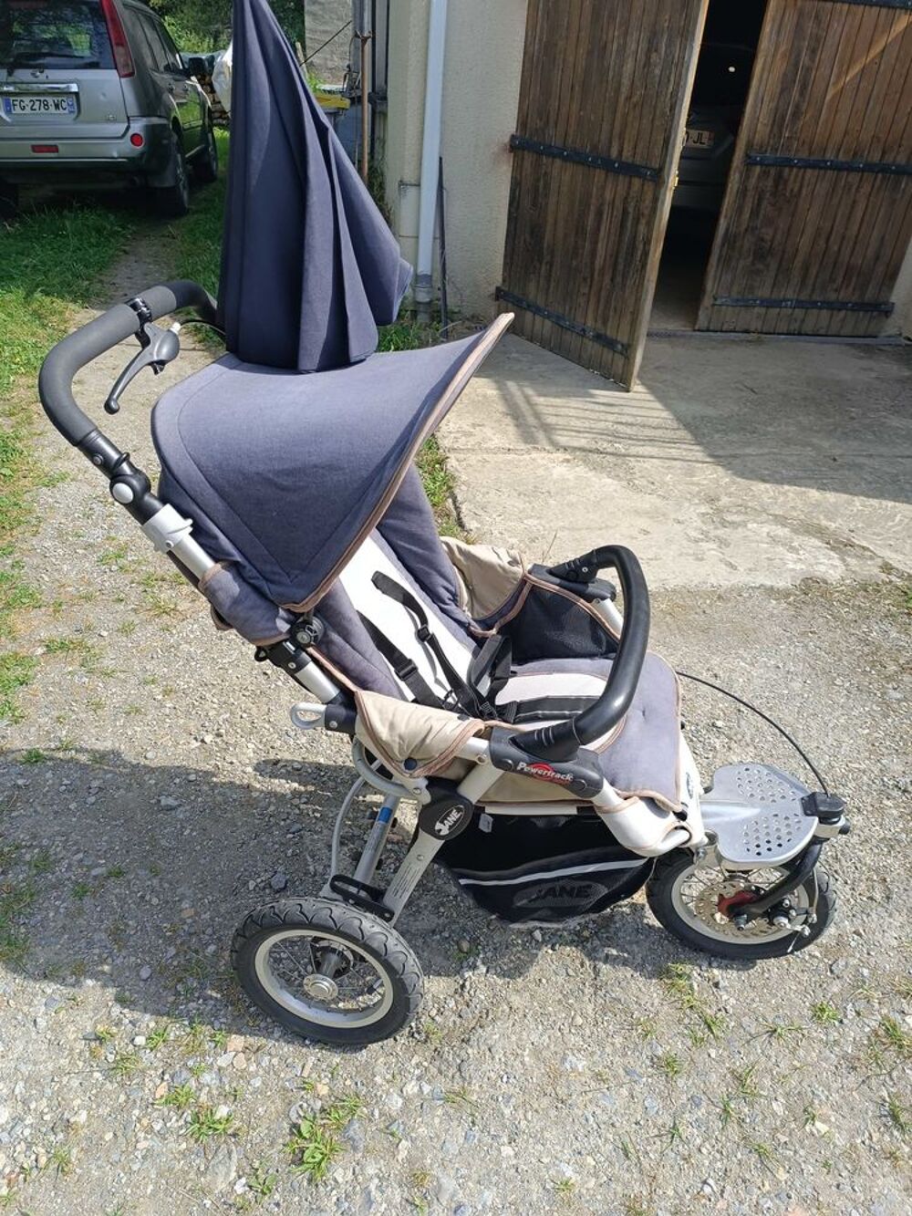 poussette Puériculture
