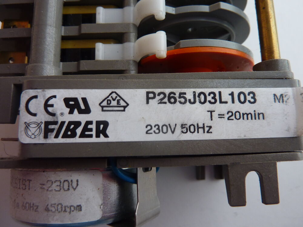 Programmateur &agrave; cames FIBER P265J03L103. Bricolage