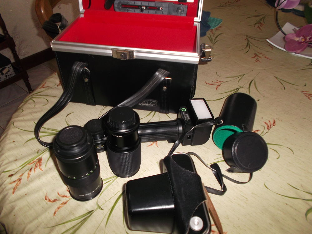 appareil photo et sa valise de transport Photos/Video/TV
