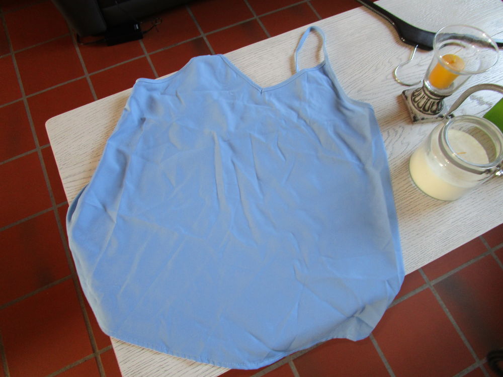 D&eacute;bardeur et short Vêtements