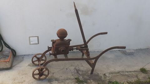 Pompe à vin rustique Grisolles (82)