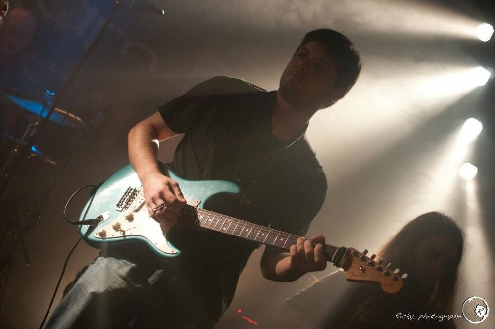  cours de guitare et basse à limoges 