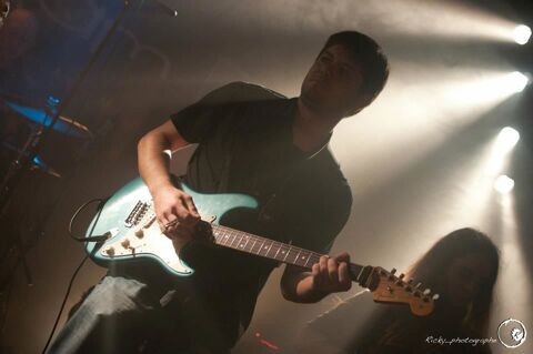 cours de guitare et basse à limoges 0 87100 Limoges