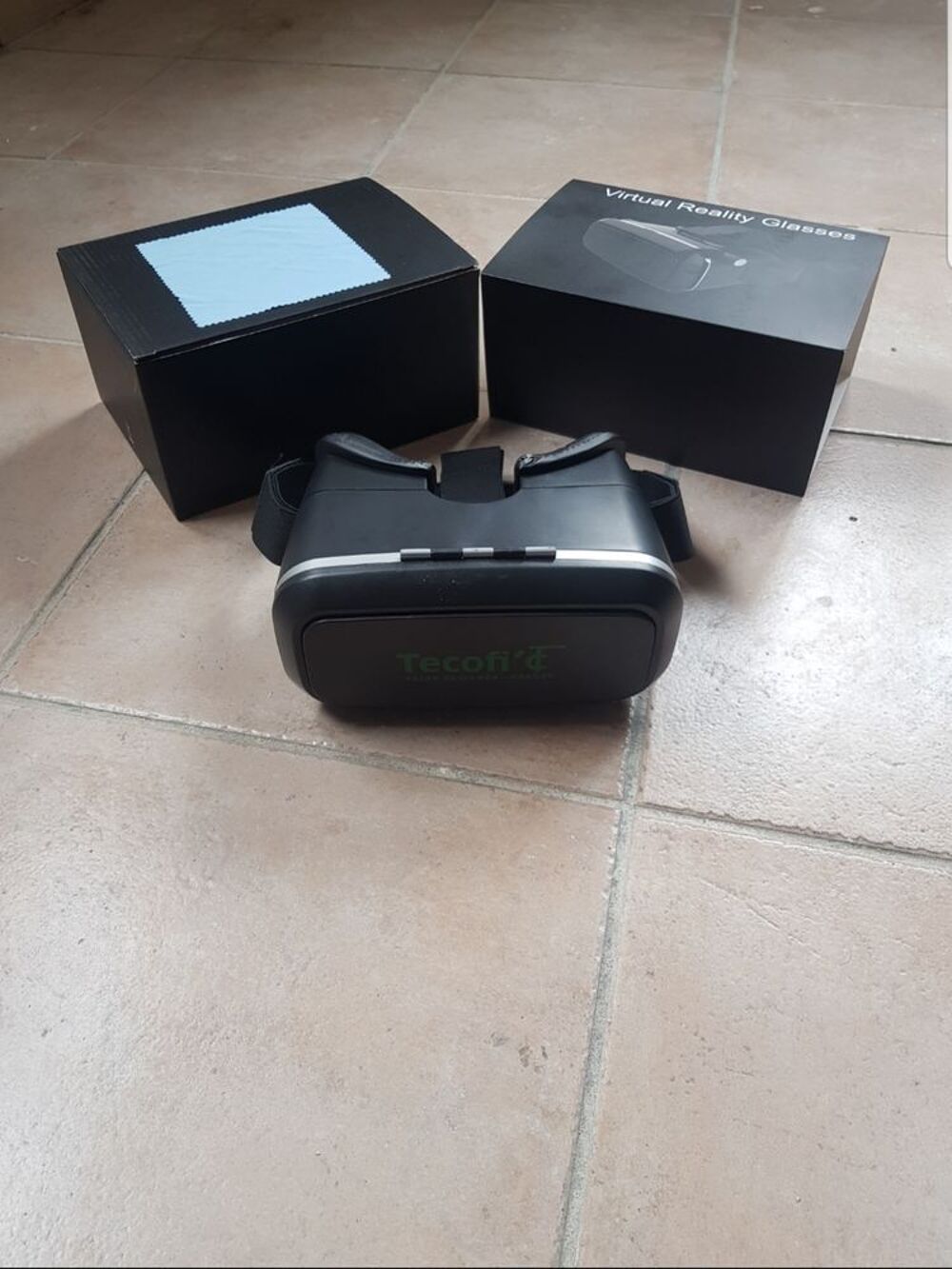 Casque de r&eacute;alit&eacute; virtuelle Matériel informatique