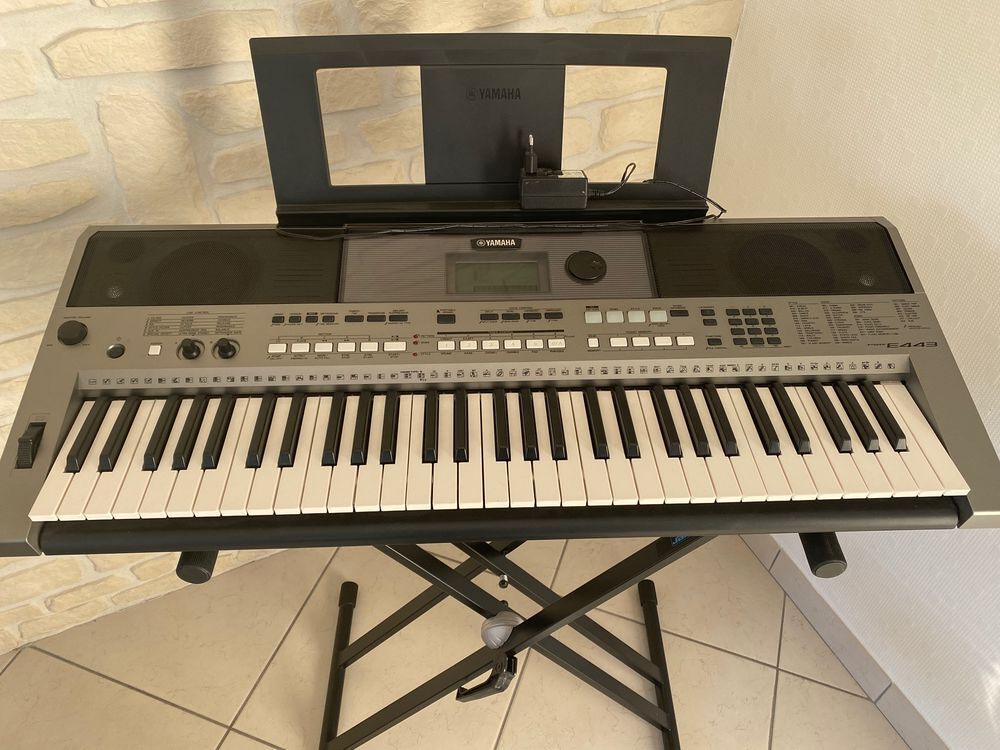 Clavier num&eacute;rique PSR E443 Instruments de musique