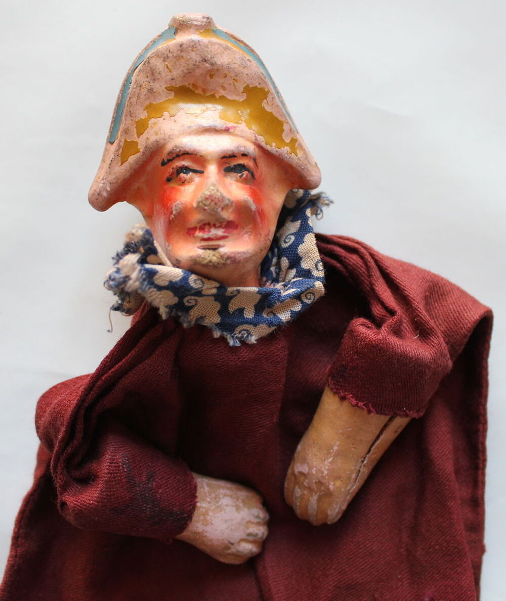 Marionnettes Lyonnaises &agrave; gaine anciennes GUIGNOL 