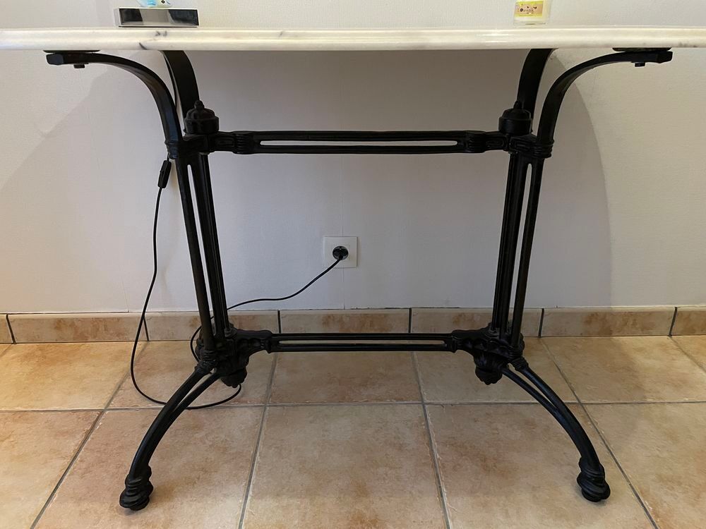 Table en marbre Meubles