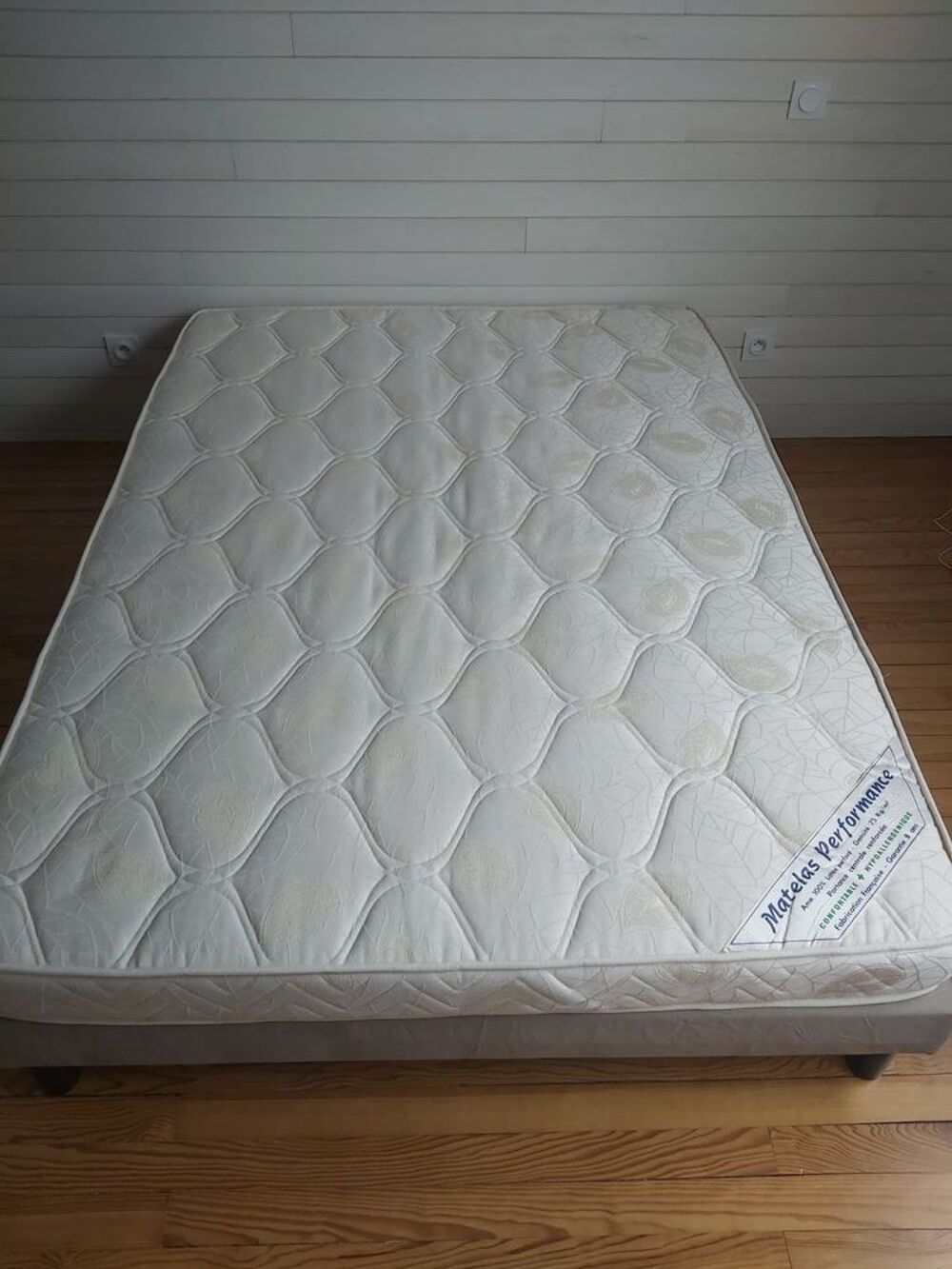 Matelas et sommier 140x190 Meubles