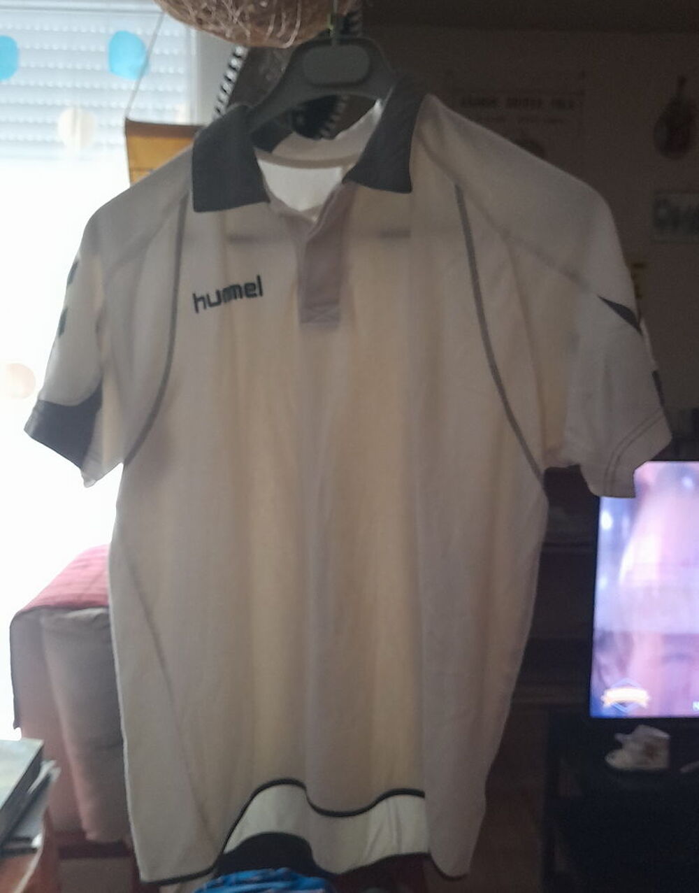 POLO DE MARQUE HUMMEL Vêtements