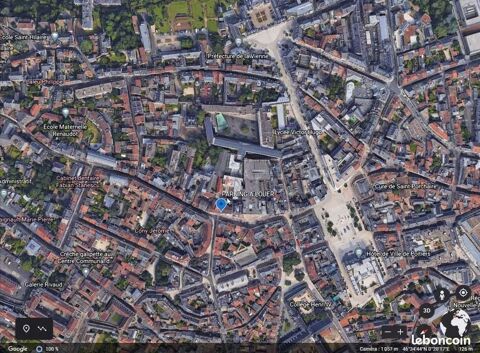  Parking / Garage � louer 15 m� Poitiers