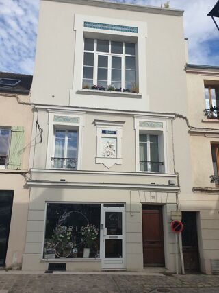  Appartement à louer 1 pièce 45 m²