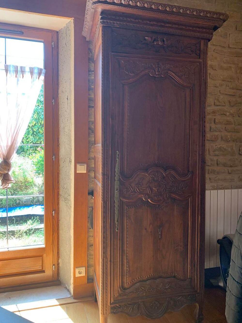 Armoire en ch&ecirc;ne "&nbsp;homme debout&nbsp;" Meubles