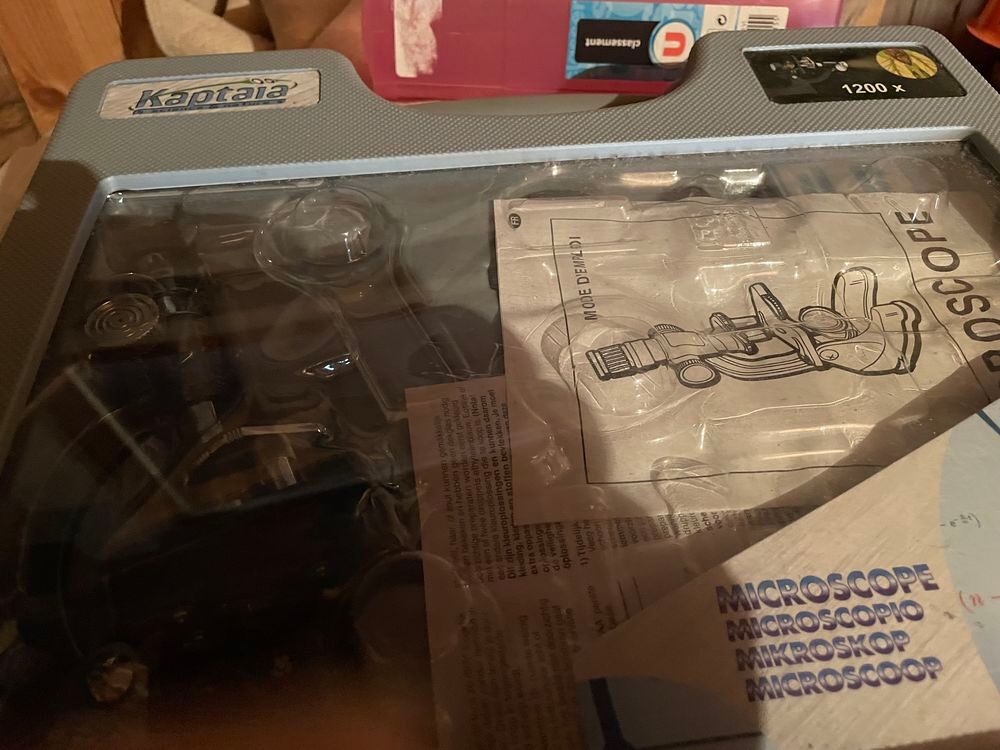 Petit microscope pour enfant ou ado curieux Jeux / jouets