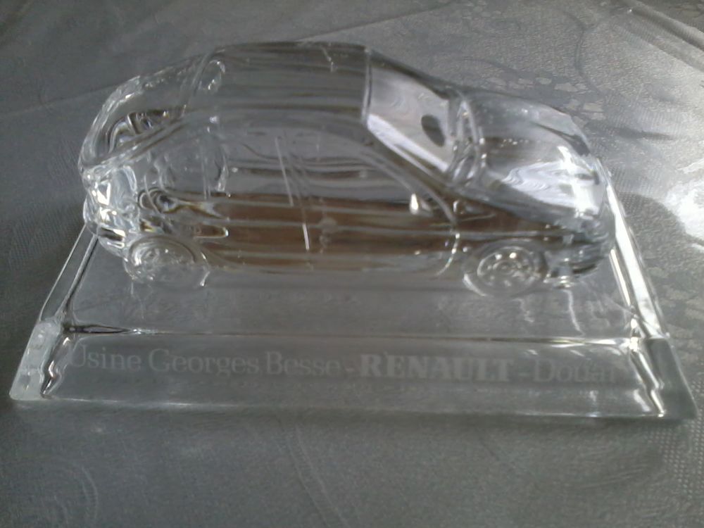 Presse Papier Cristal Voiture RENAULT MEGANE Décoration