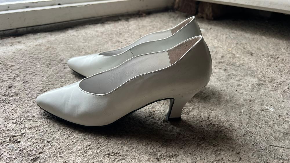CHAUSSURES ESCARPIN BLANCHES Chaussures