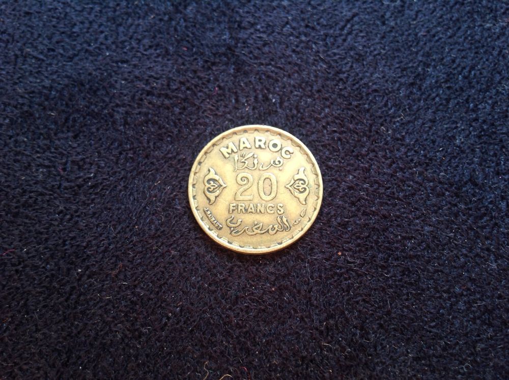 PIE?CE DE MONNAIE 20 FRANCS MAROC 1371
