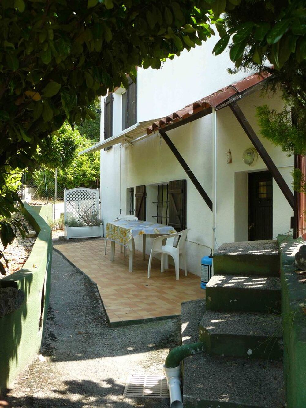   studio 2 places en Provence Verdon Provence-Alpes-Côte d'Azur, Riez (04500)
