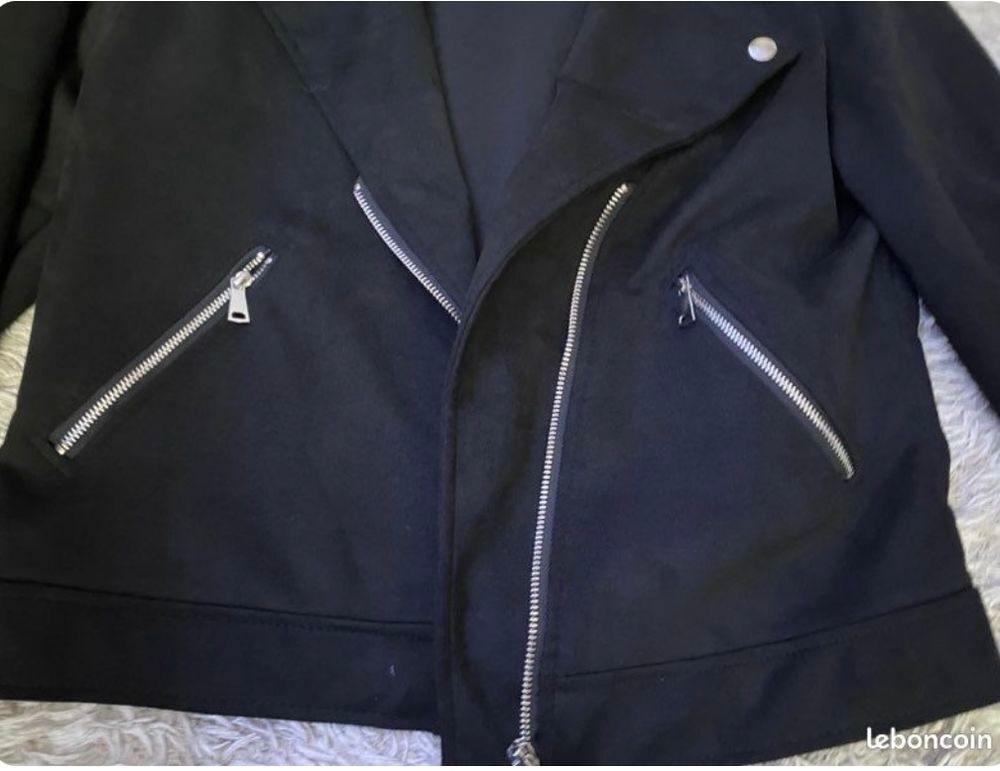 Veste XL noir
Vêtements