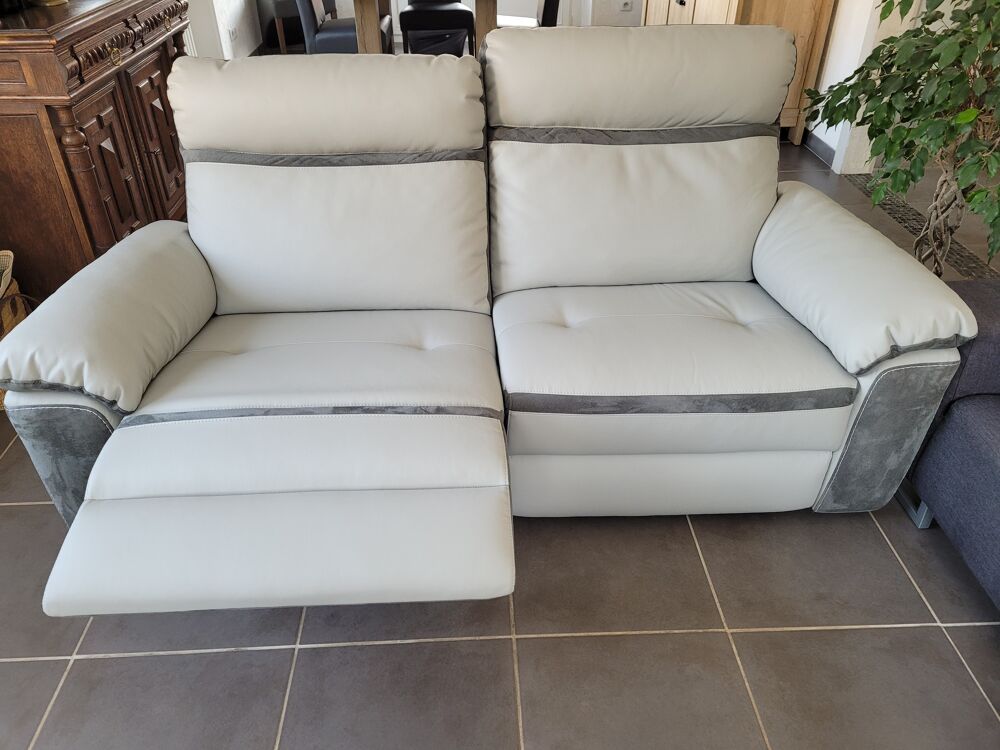 Salon canap&eacute; et un fauteuil Meubles