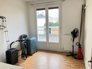  Appartement � louer 3 pi�ces 56 m� Les ponts-de-c�