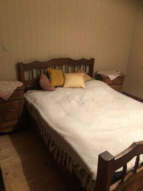 Chambre � coucher en ch�ne massif  2000 Passavant-la-Roch�re (70)