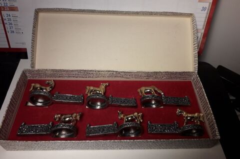 Coffret de 6 porte-couvert  chevaux sur socle 50 Verneuil-sur-Vienne (87)
