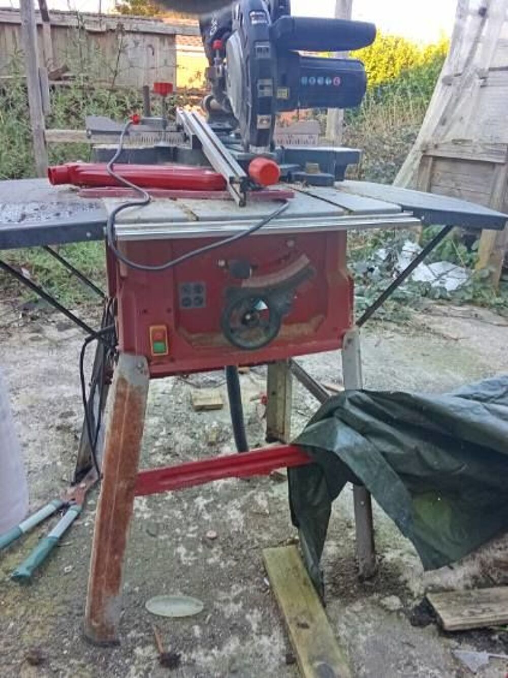 SCIE CIRCULAIRE SUR TABLE + SCIE ONGLET RADIAL Bricolage