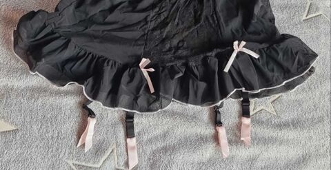 Nuisette Fa�on Gu�pi�re taille L/XL 30 Oullins (69)