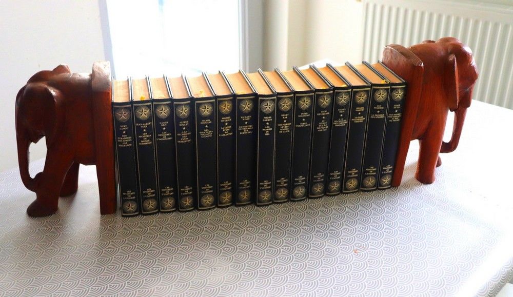 Presses livres forme &eacute;l&eacute;phants Décoration