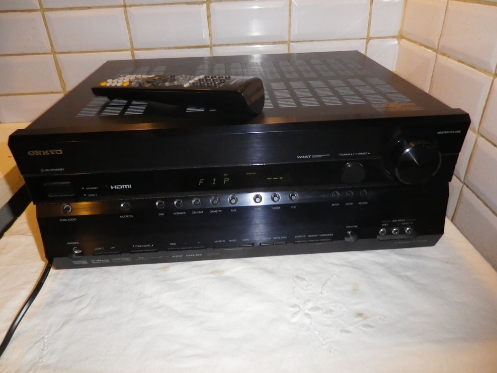 ONKYO TX - SR606 Ampli Tuner Audio Home Cin&eacute;ma&nbsp;
TELECOMMANDE Audio et hifi