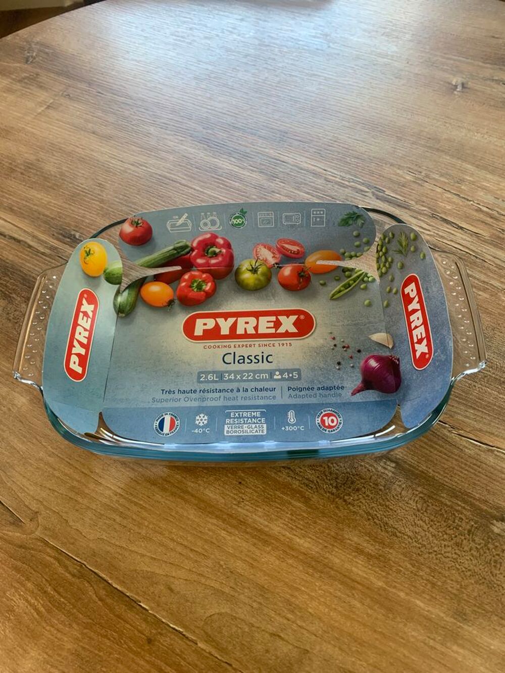 Plat avec poignets adapt&eacute;es " Pyrex " Cuisine