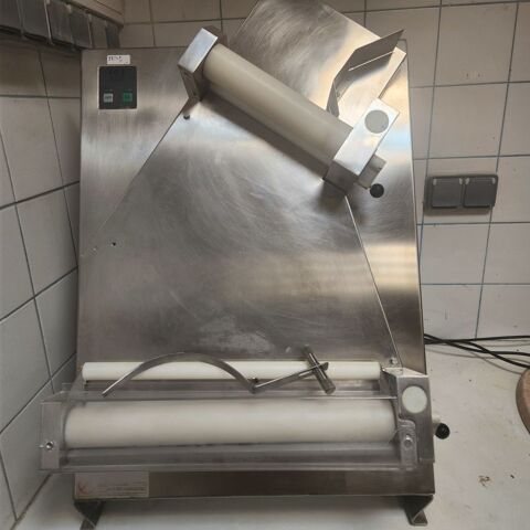 Formeuse  pizzas 29900 Concarneau