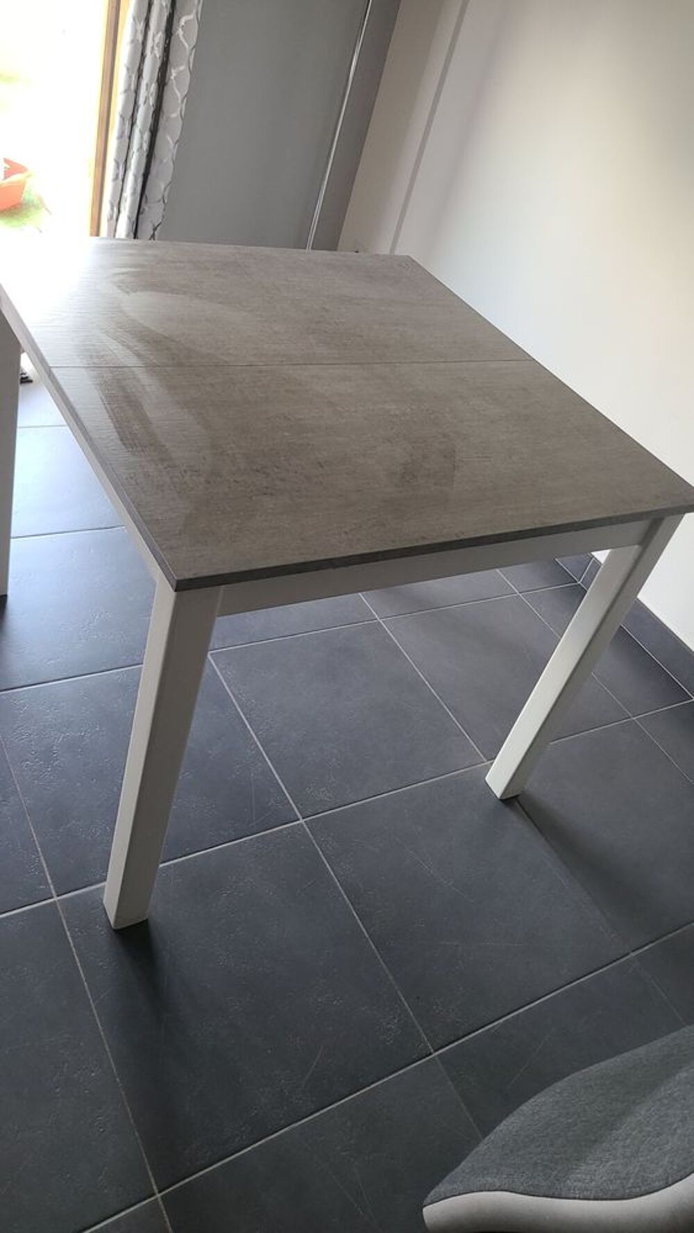 Ensemble table et chaises Meubles