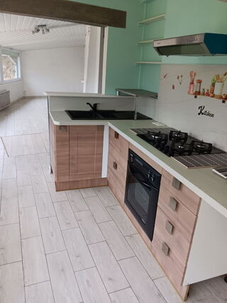  Maison � vendre 4 pi�ces 83 m� Damville