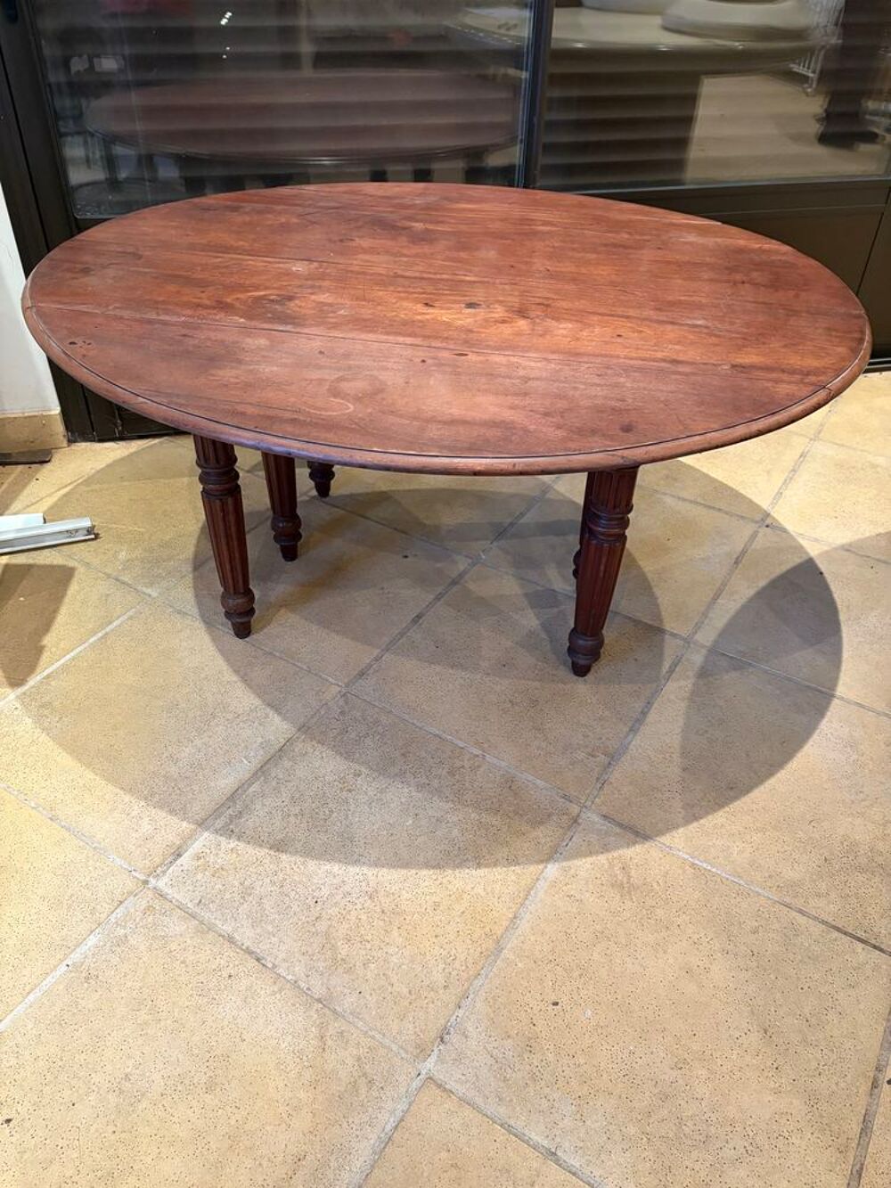 Table ovale ancienne Meubles