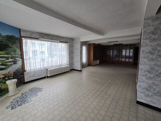  Maison à vendre 10 pièces 196 m²