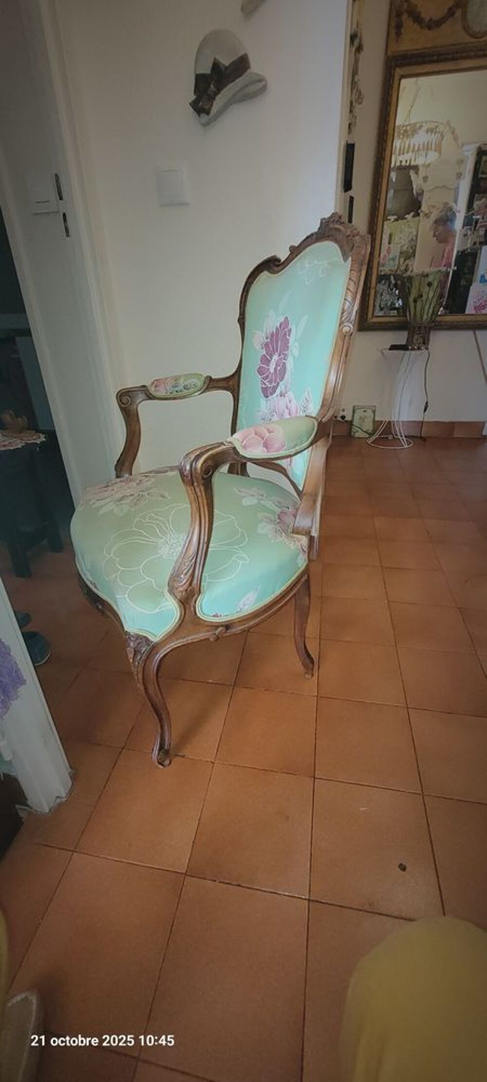 fauteuil cabriolet, Meubles