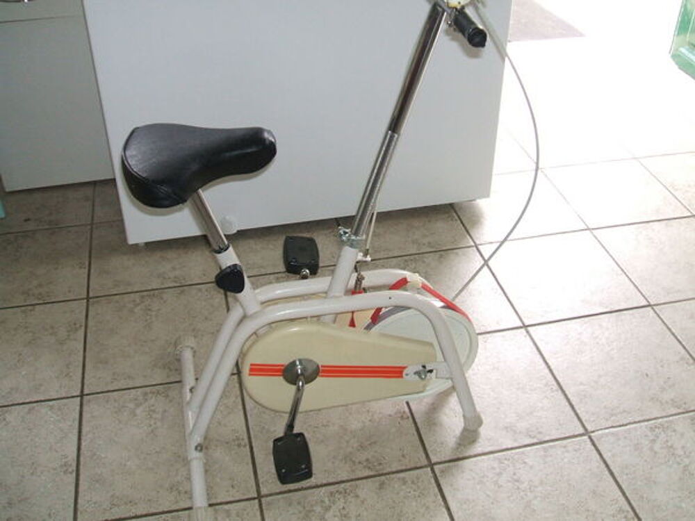 Petit v&eacute;lo d'appartement Vélos