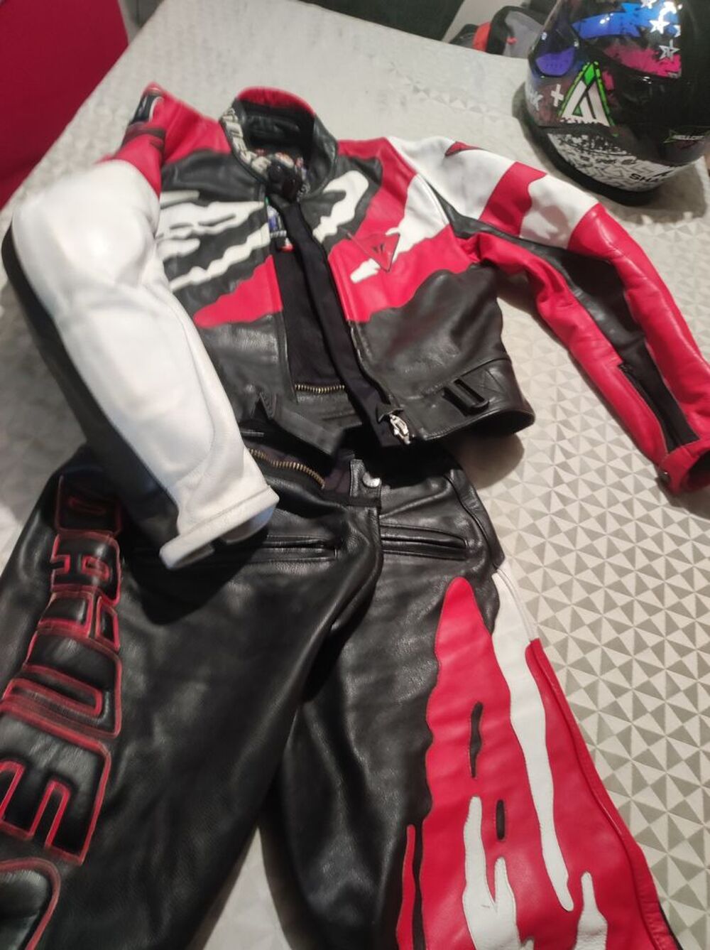 Blouson pantalon cuir moto femme Vêtements