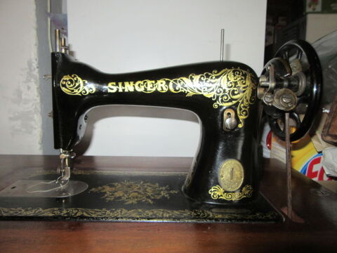 MACHINE A COUDRE SINGER 
120 Blagnac (31)