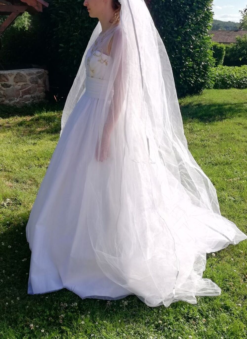 Robe de mari&eacute;e Vêtements