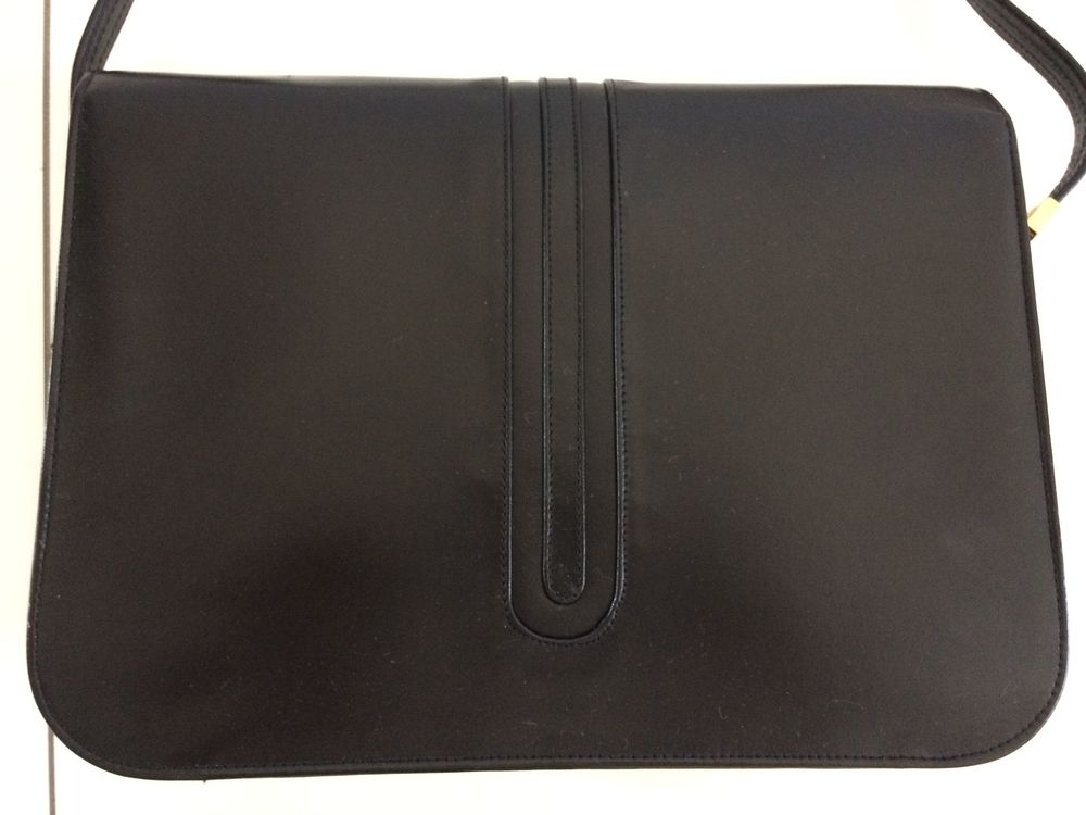 Sac &agrave; main vintage "ALMADA" noir Maroquinerie