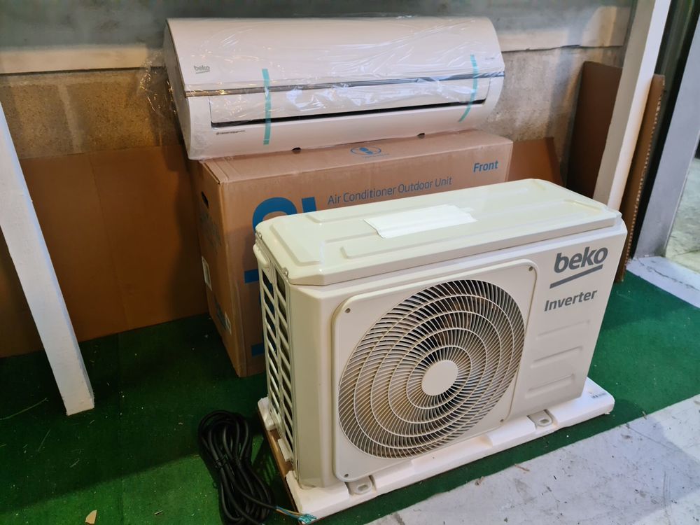 Climatiseur beko 12000 btu 3.5kw inverter R&eacute;versible Electroménager