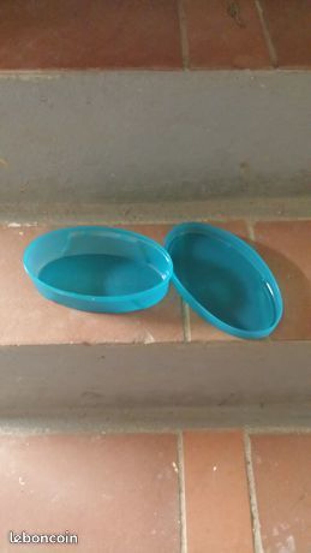 petite ovale tupperware verte Cuisine