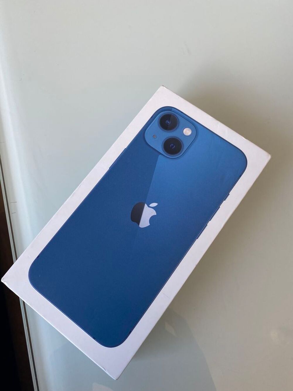 IPhone 13 Bleue Téléphones et tablettes