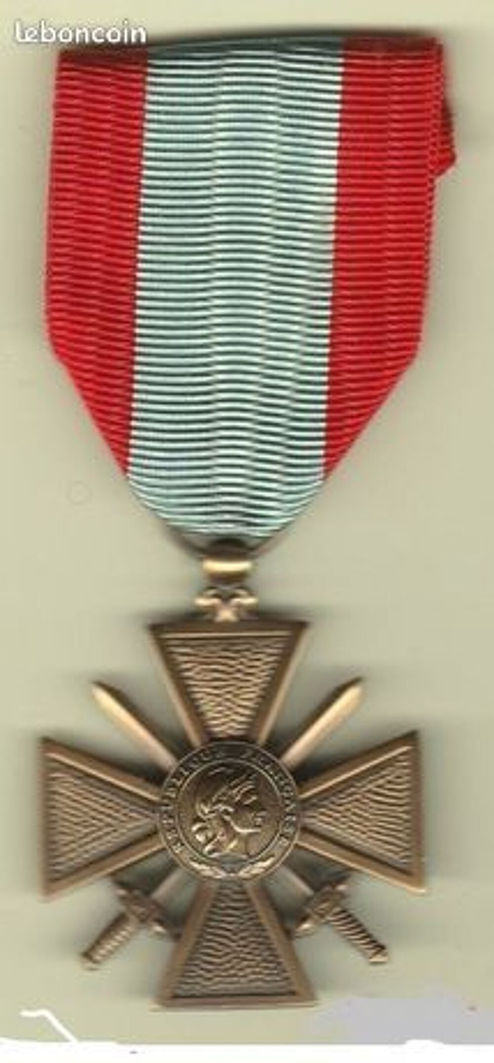 M&eacute;daille militaire th&eacute;&acirc;tres d'op&eacute;rations ext&eacute;rieurs 