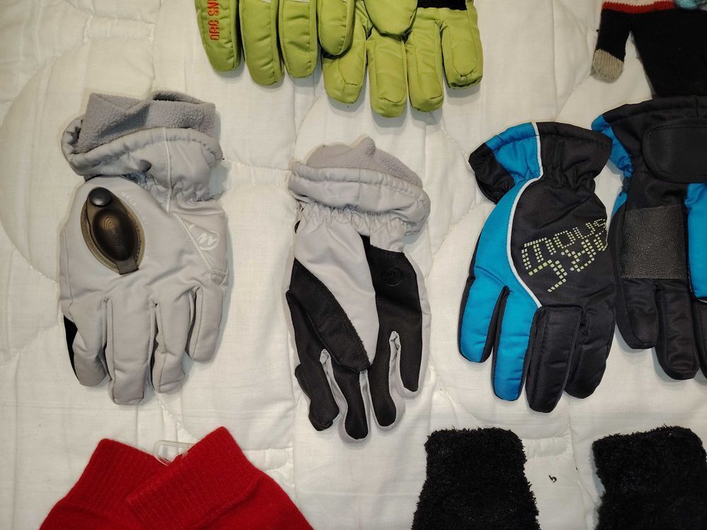 gants de ski et autres Vêtements enfants