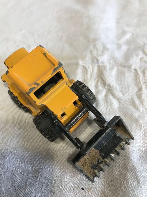 Tractopelle Majorette 3 Mottier (38)